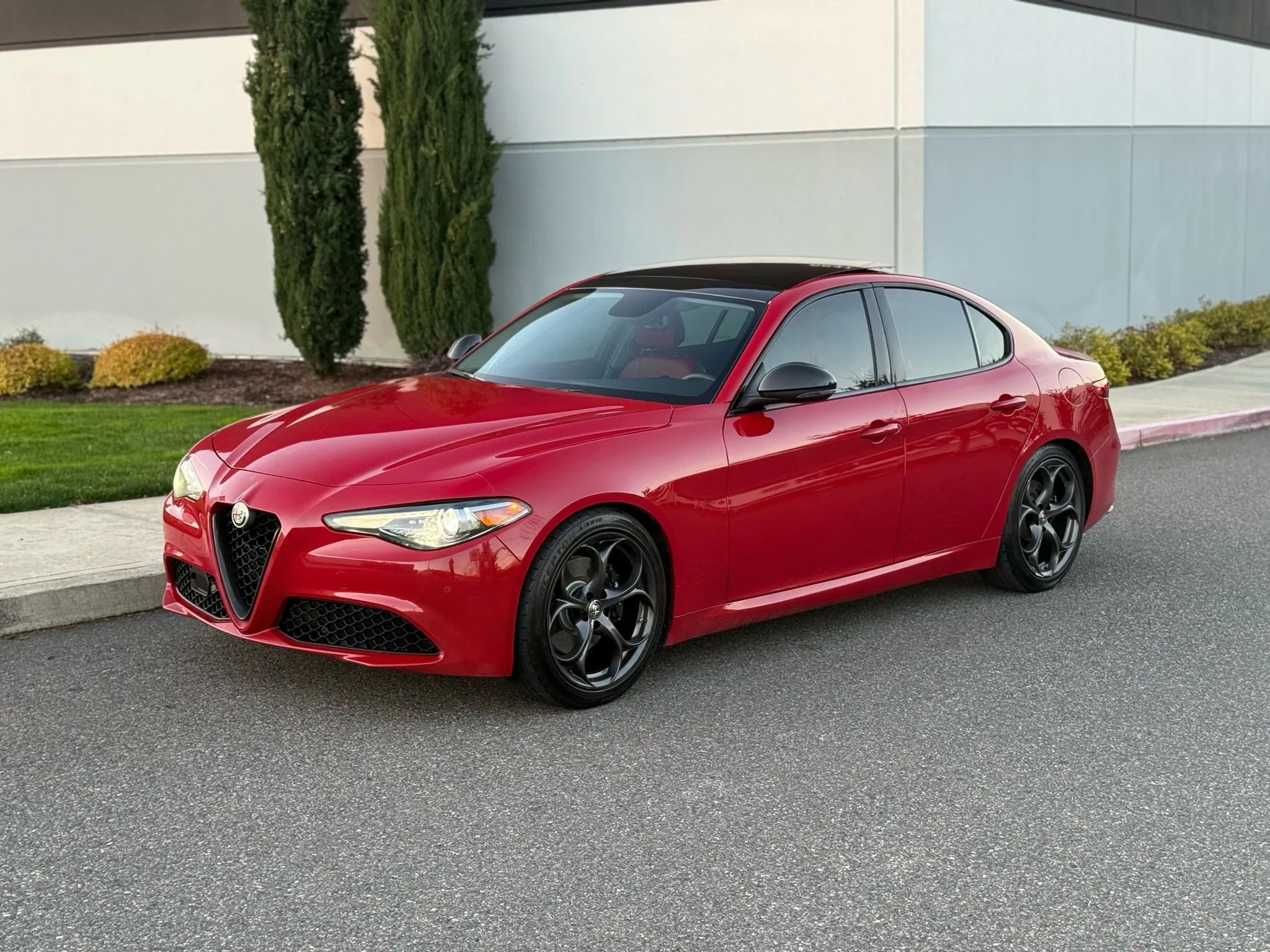 2019 Alfa Romeo Giulia Sport