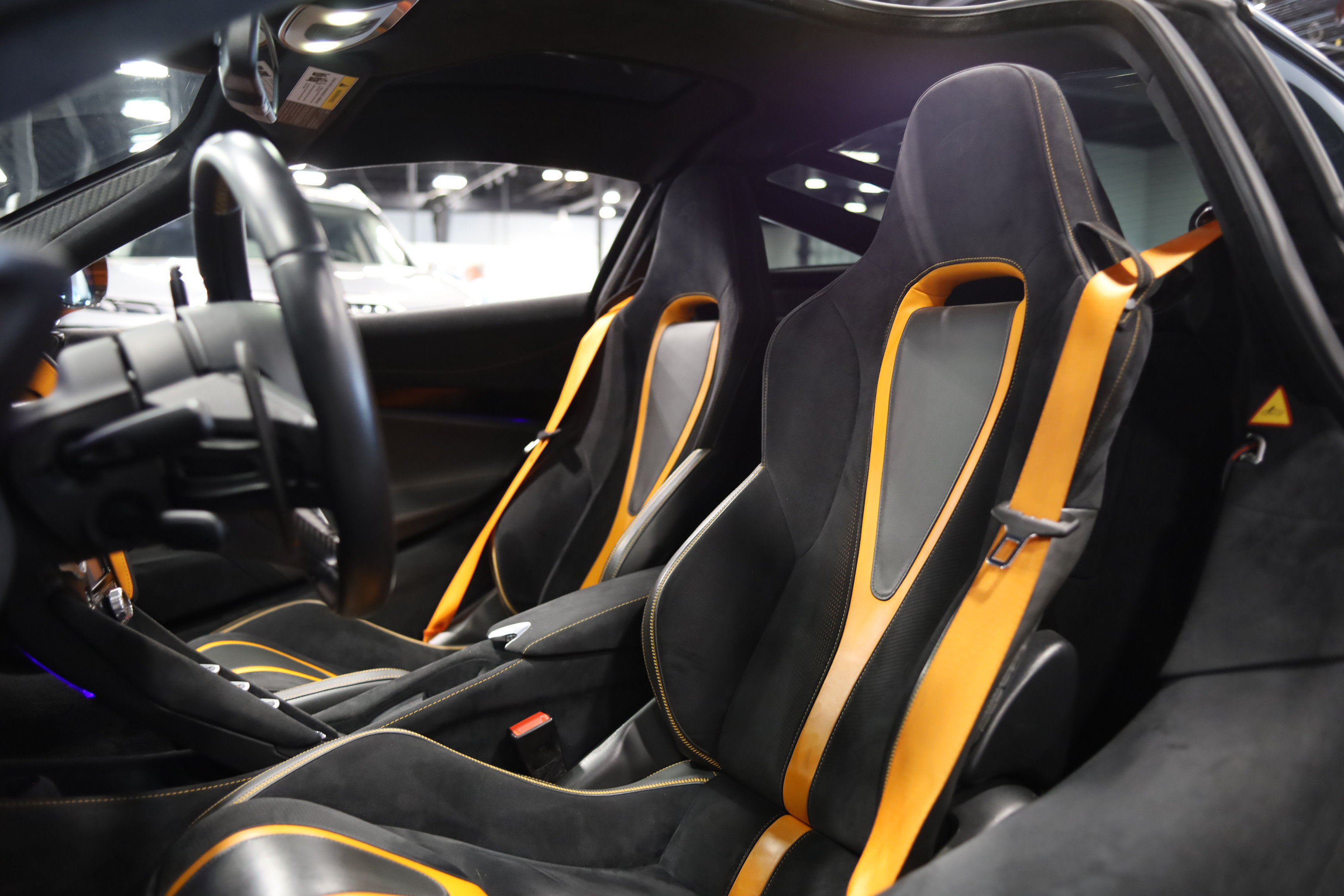 Used 2019 McLaren 720S Performance photo 15
