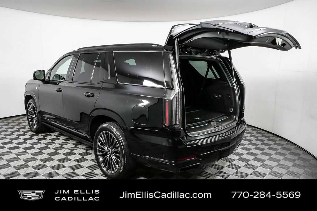 2025 Cadillac Escalade Sport Platinum