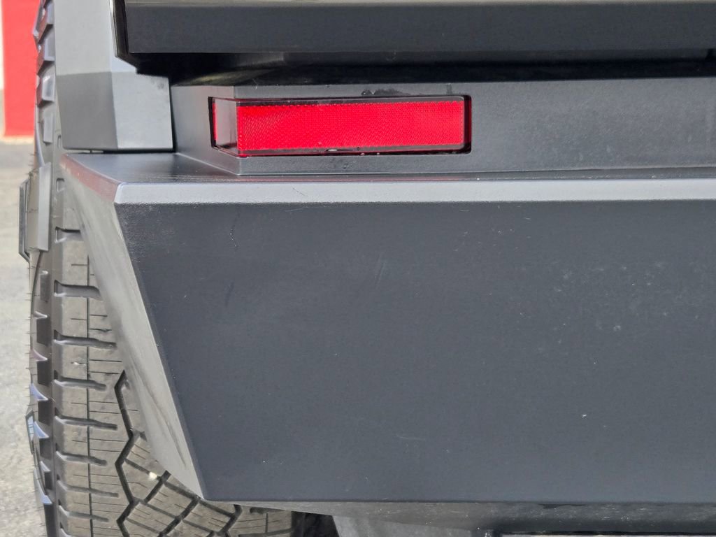 2024 Tesla Cybertruck AWD Crew Cab