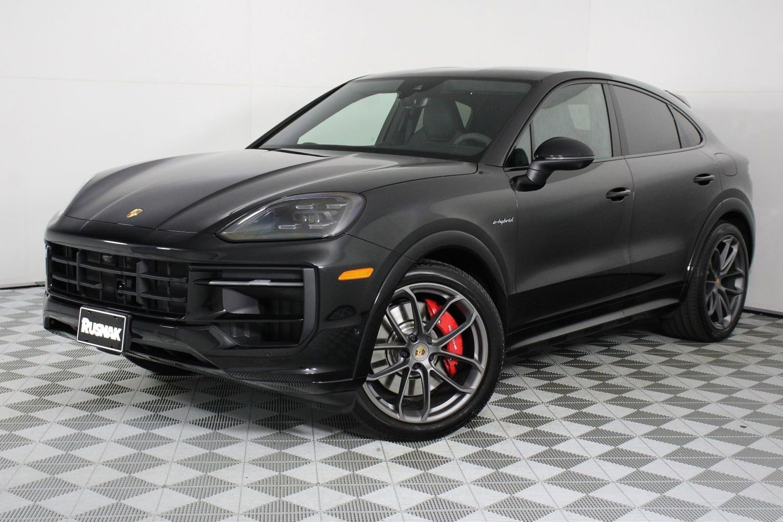 Certified 2025 Porsche Cayenne S