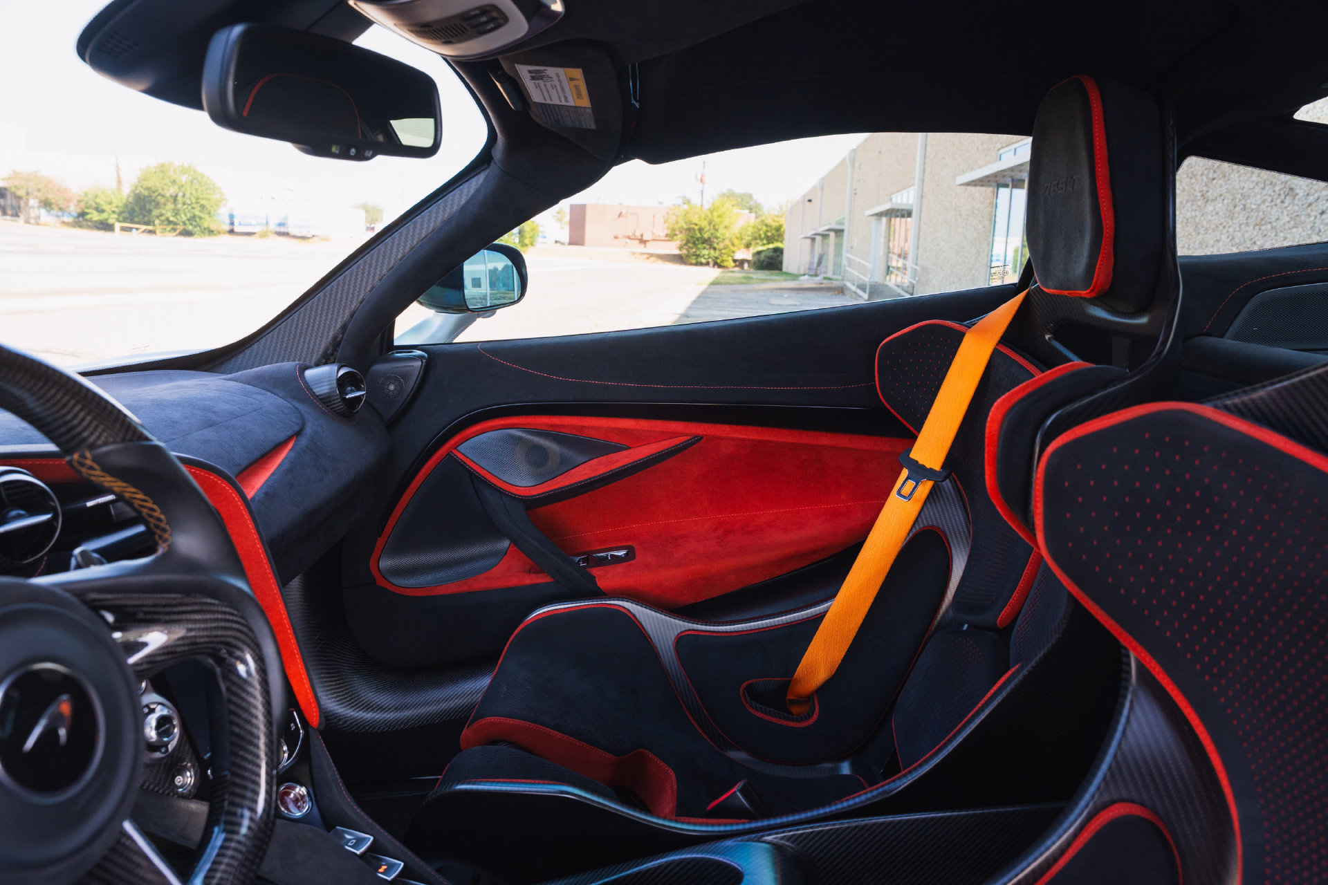 Used 2021 McLaren 765LT photo 61