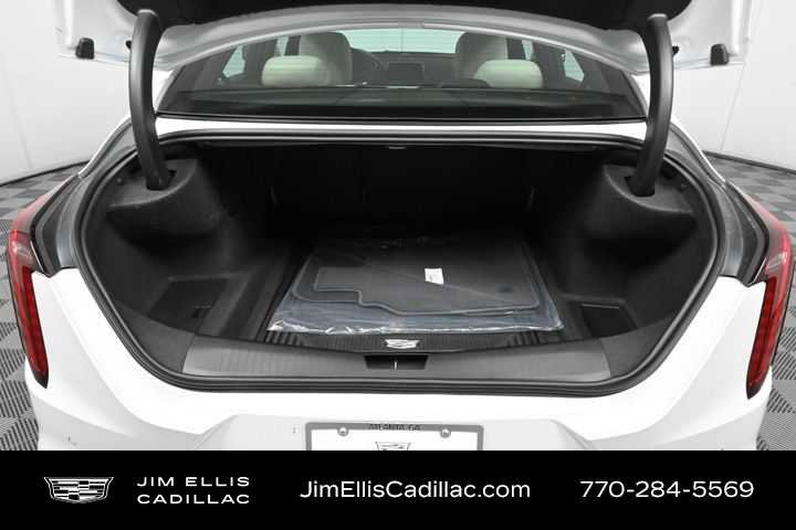 2025 Cadillac CT4 Premium Luxury