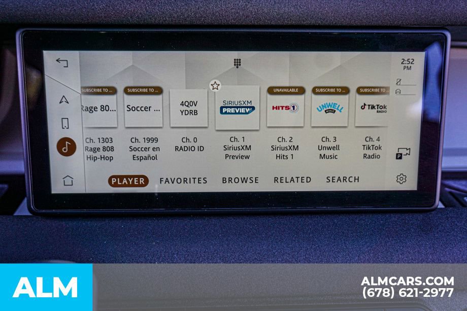 2023 Land Rover Defender 110 X-Dynamic SE