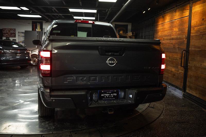 2023 Nissan Frontier SV