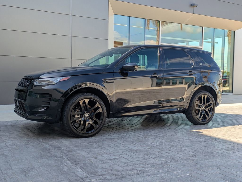 Used 2025 Land Rover Discovery Sport Dynamic SE