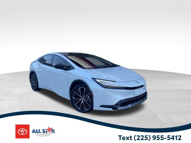 2025 Toyota Prius LE