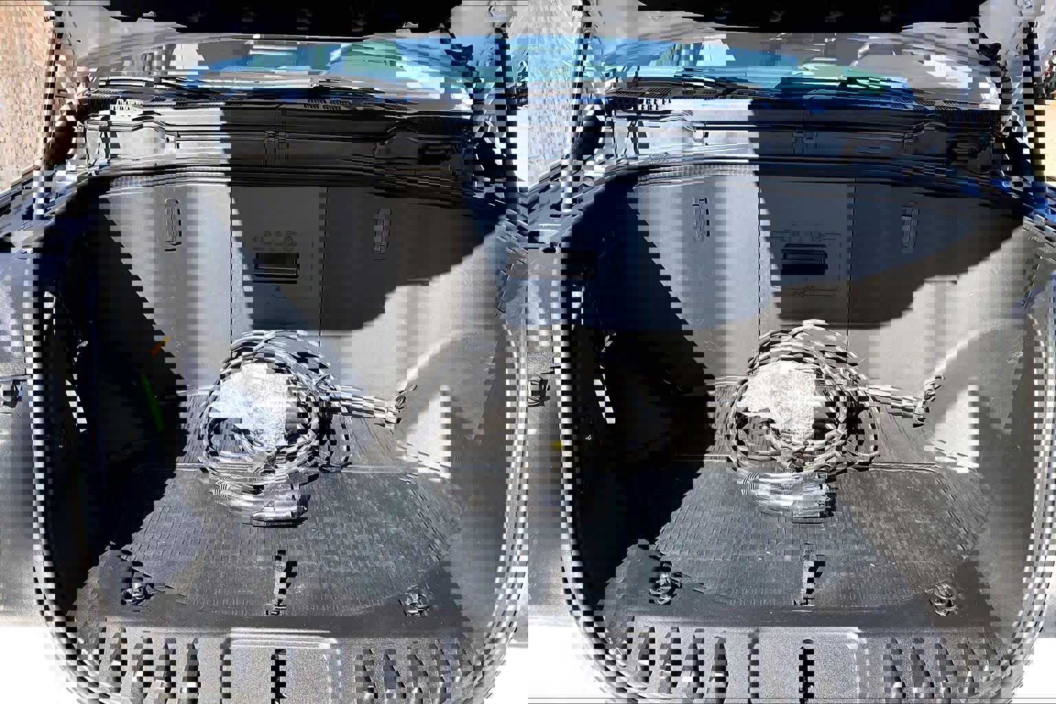 2025 Ford F150 Lightning Flash