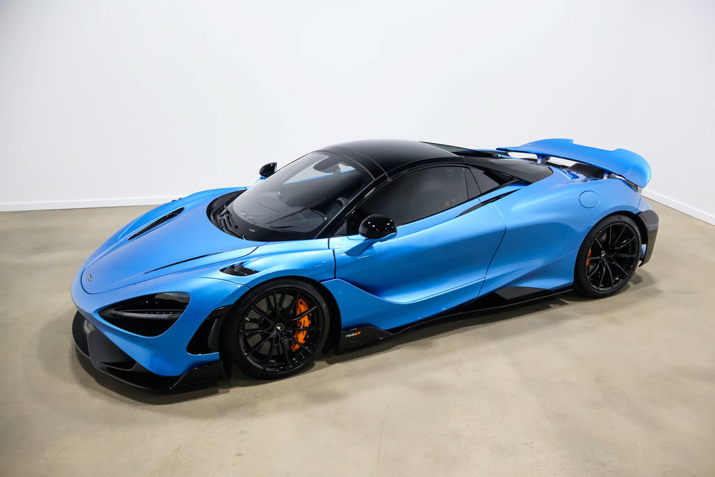 Used 2022 McLaren 765LT photo 16