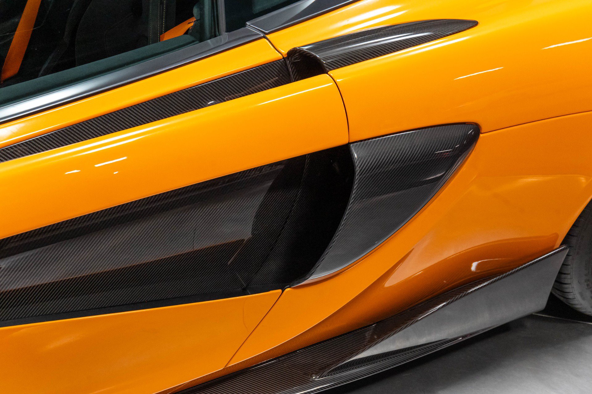 Used 2019 McLaren 600LT photo 32