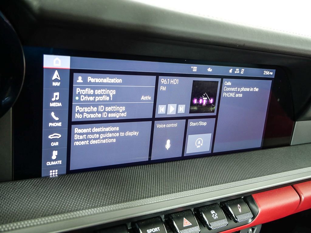 2020 Porsche 911 Carrera