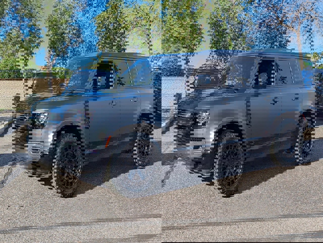 2024 Land Rover Defender 110 V8 P525 Carpathian Edition