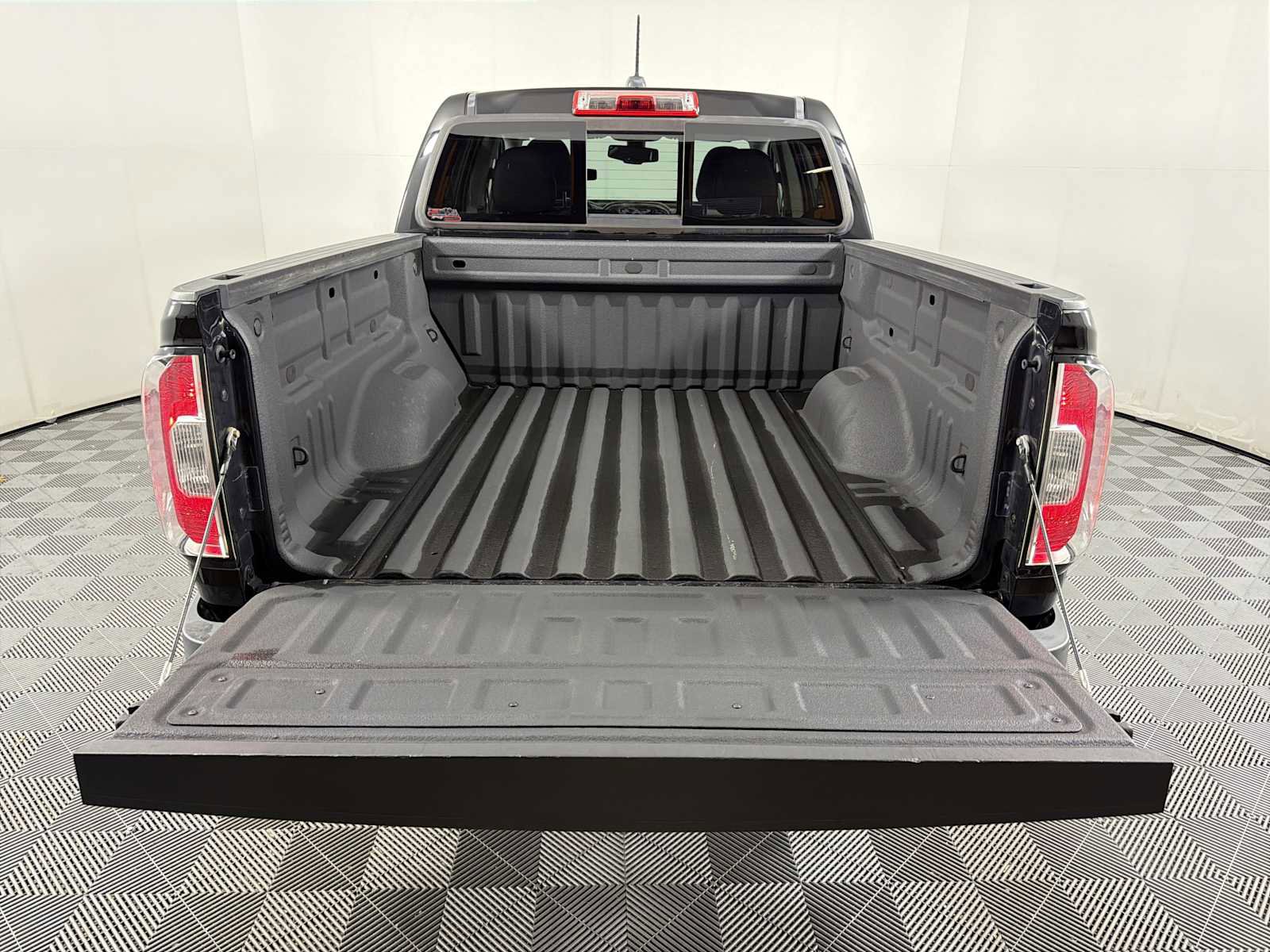 2016 GMC Canyon SLE