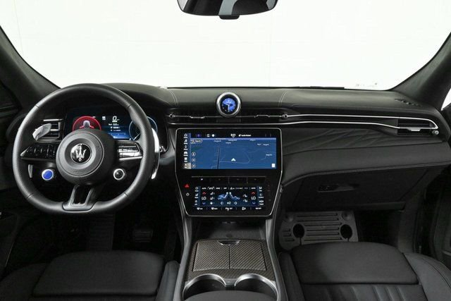 2025 Maserati Grecale Folgore