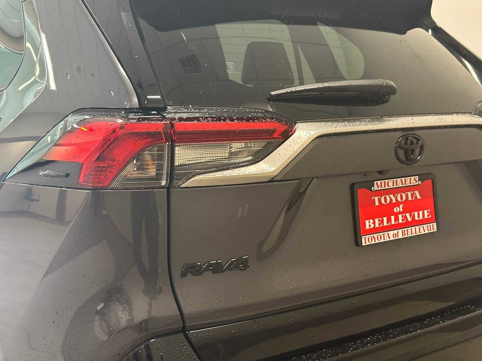 2025 Toyota RAV4 XSE