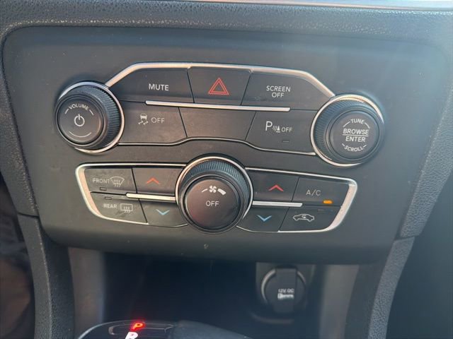 2019 Dodge Charger SXT