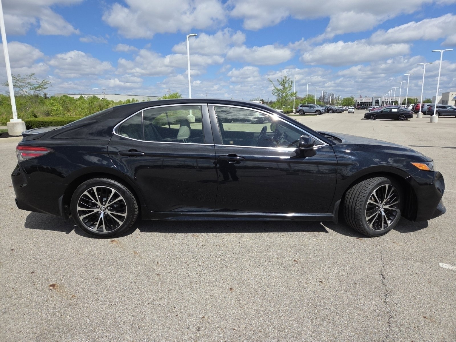 2018 Toyota Camry SE
