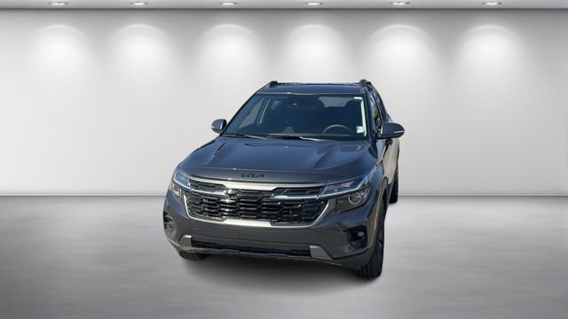 Certified 2025 Kia Seltos X-Line