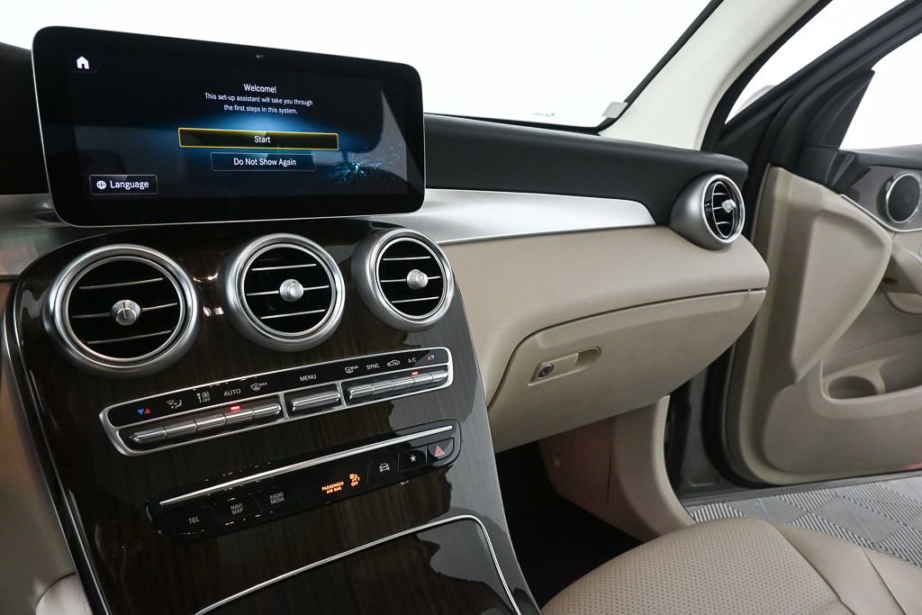 2022 Mercedes-Benz GLC 300