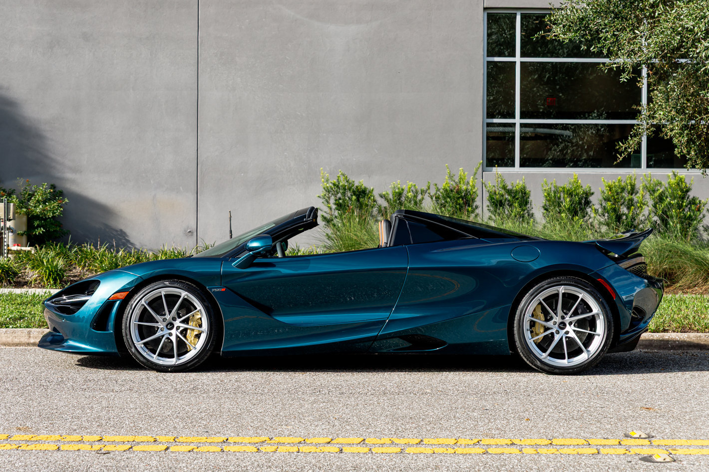 New 2027 McLaren 750S Spider photo 21