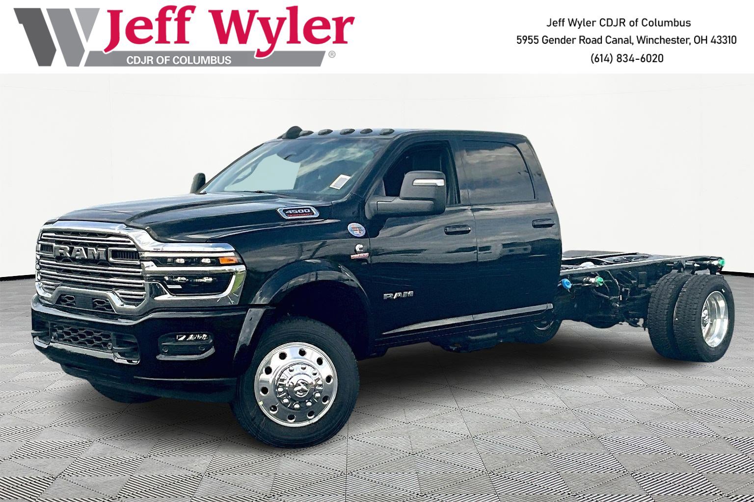 2026 RAM 4500 4x4 Crew Cab DRW