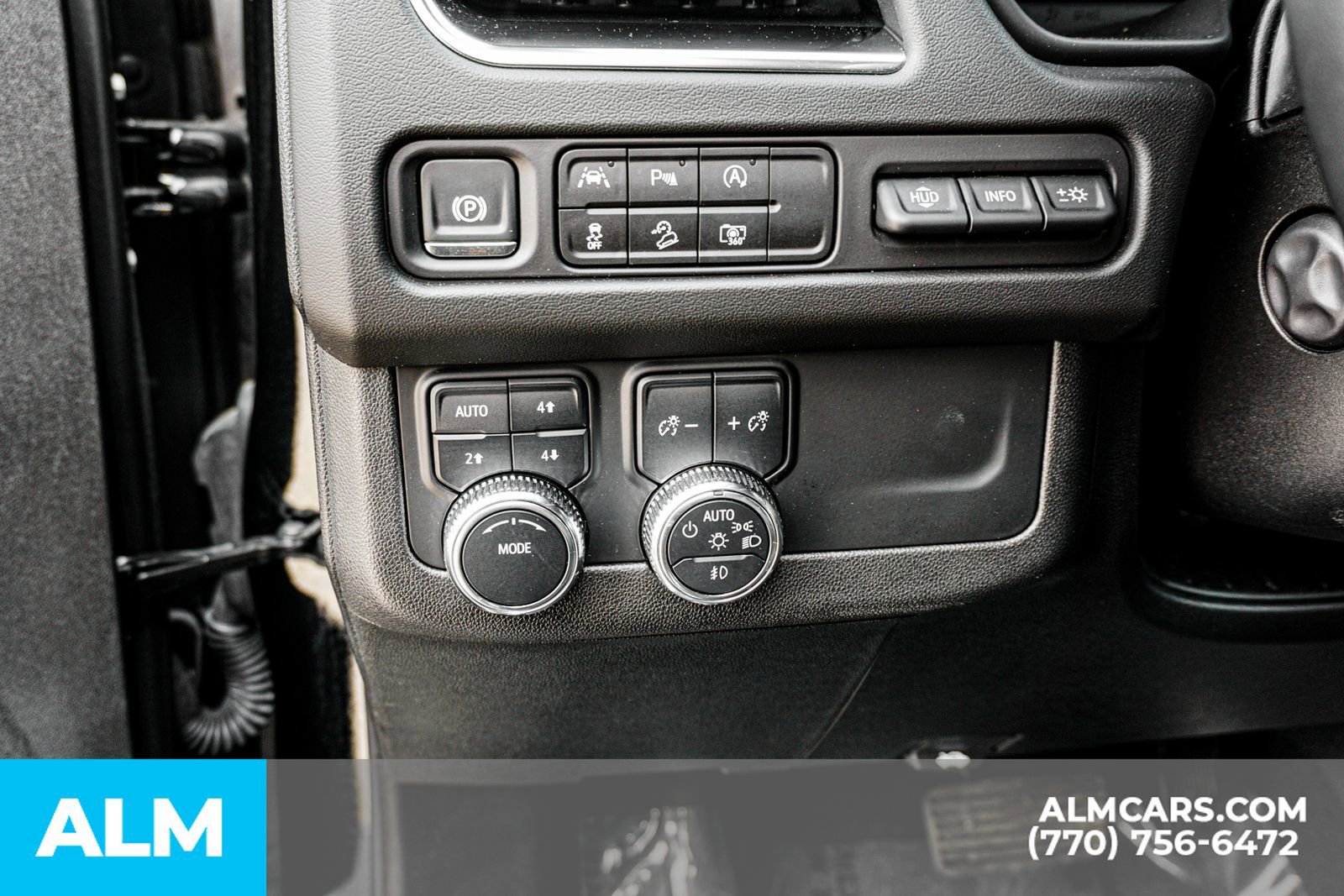 2024 GMC Yukon XL AT4