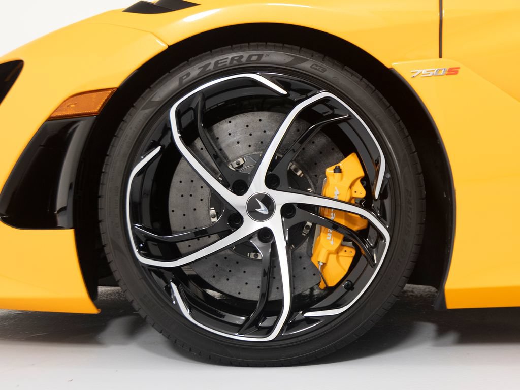Used 2024 McLaren 750S Spider photo 10