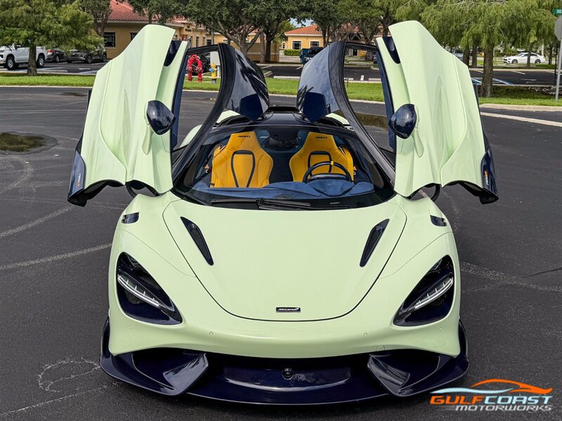 Used 2021 McLaren 765LT photo 8