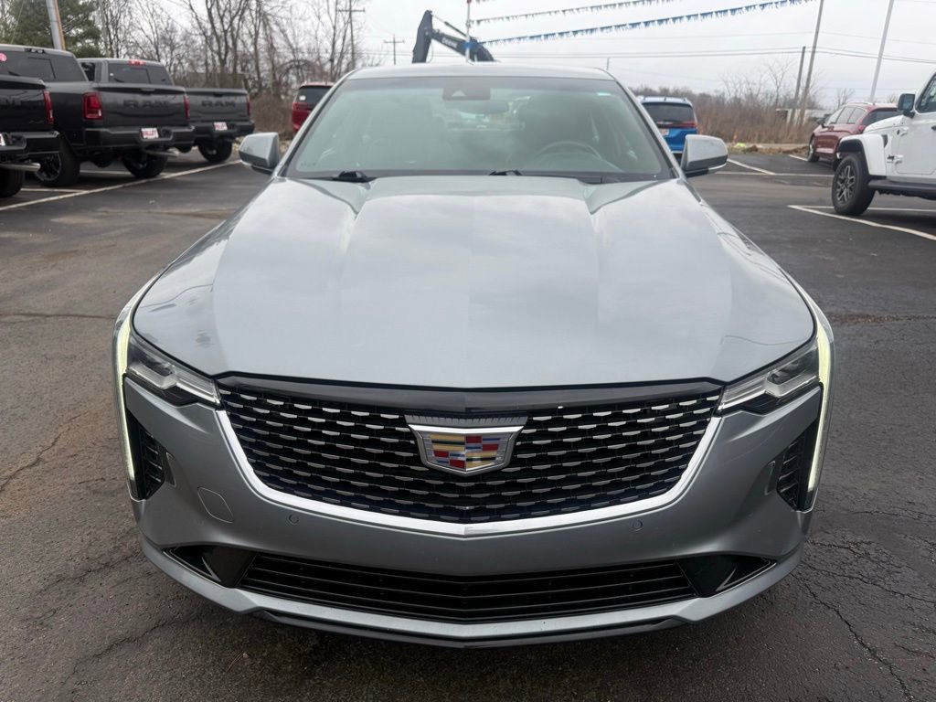 2023 Cadillac CT4 Premium Luxury