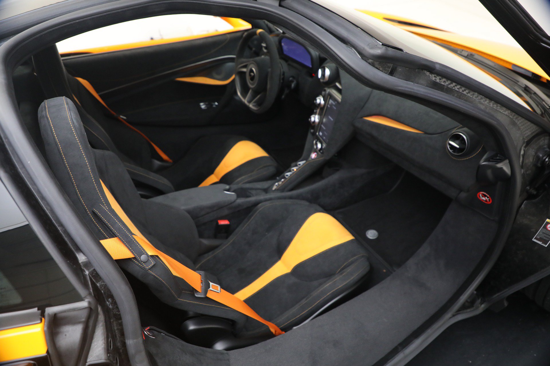 Used 2021 McLaren 720S photo 25