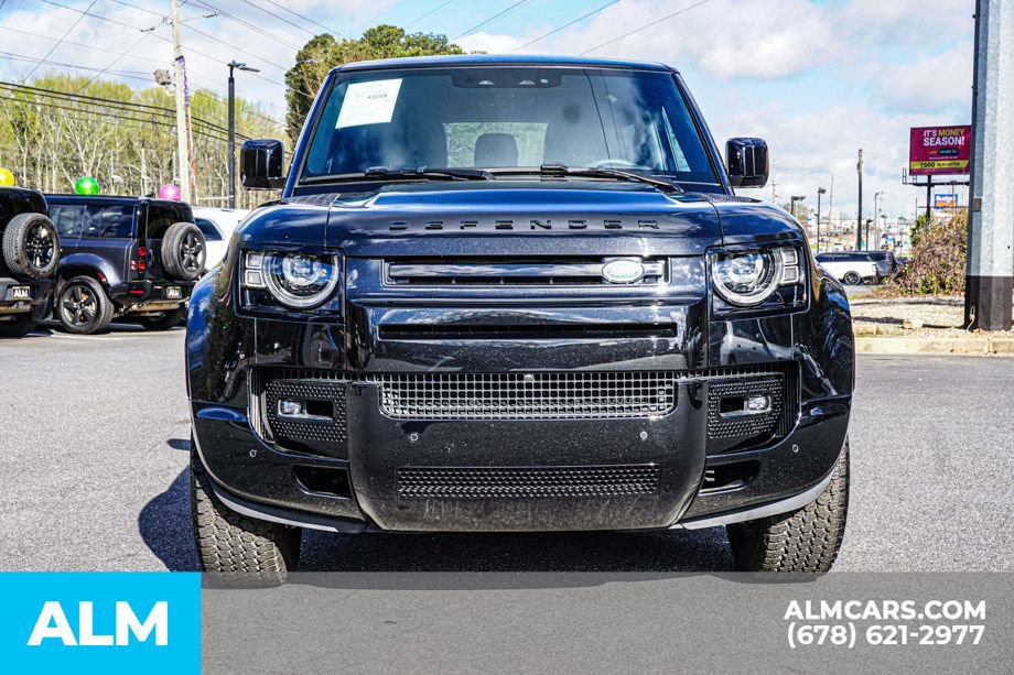 2024 Land Rover Defender 90 X-Dynamic SE