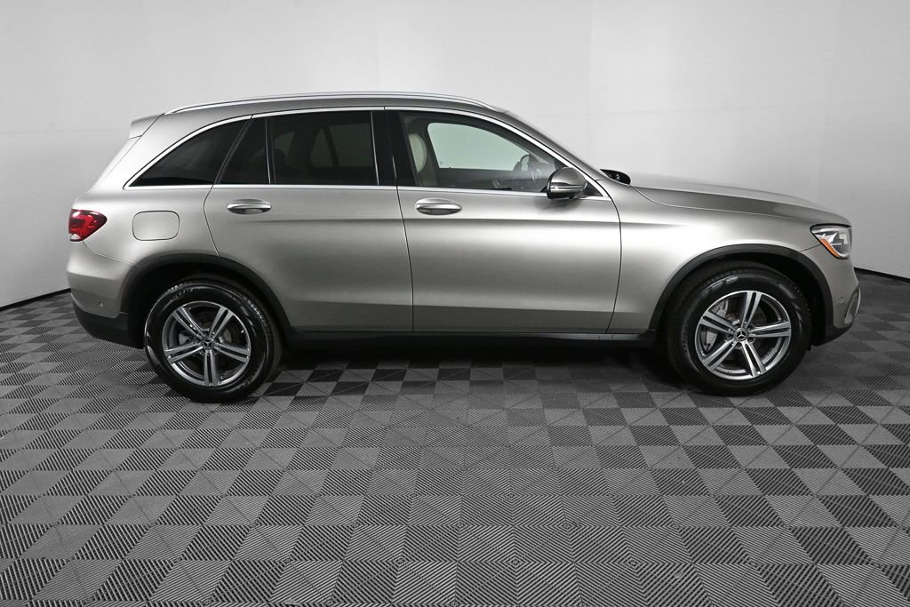 2022 Mercedes-Benz GLC 300