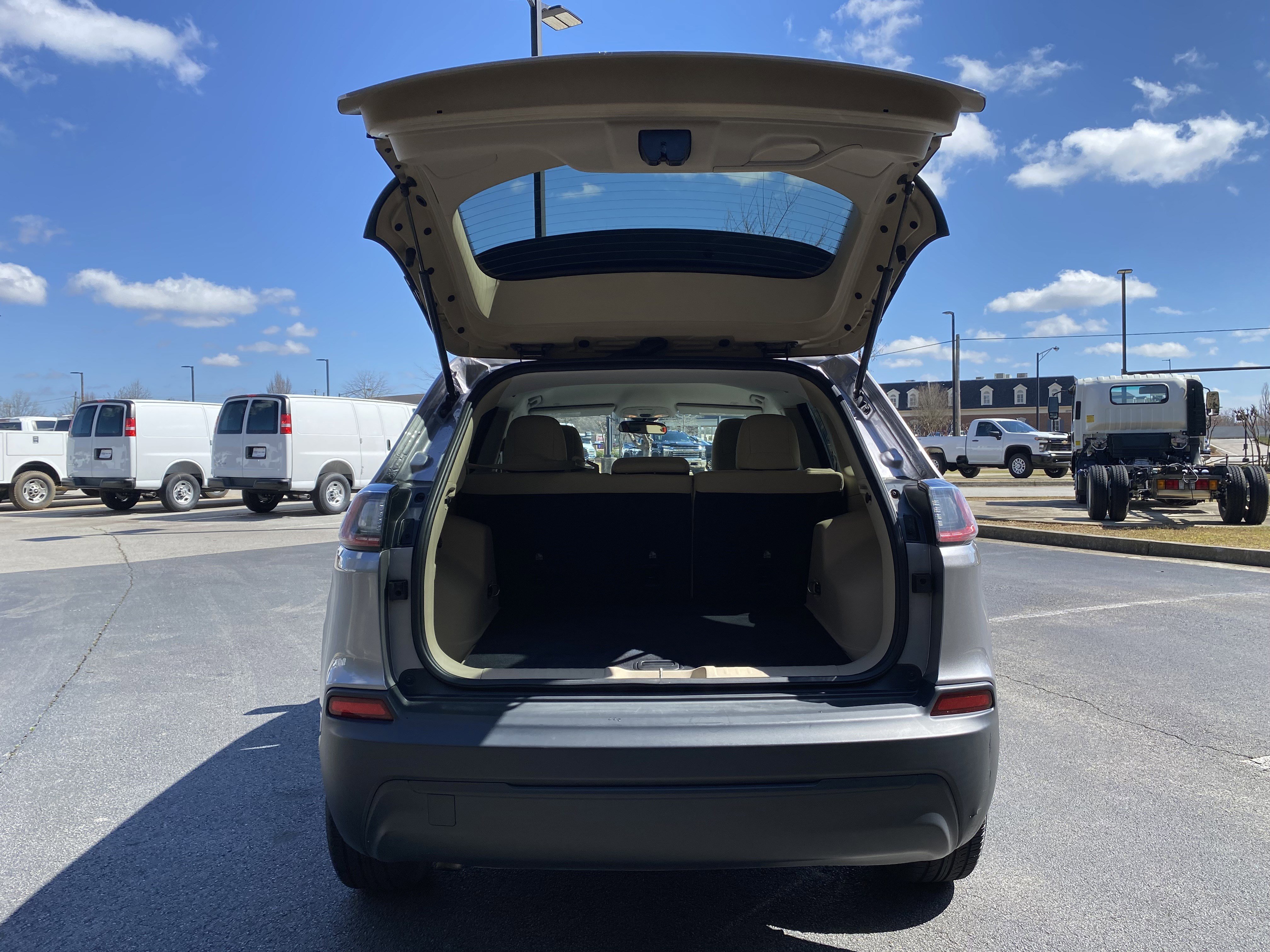 2020 Jeep Cherokee Latitude