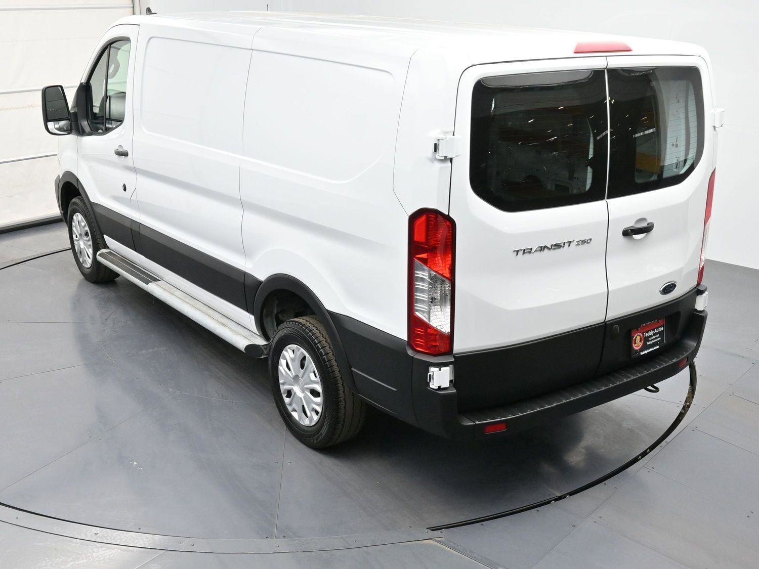 2024 Ford Transit 250 Low Roof