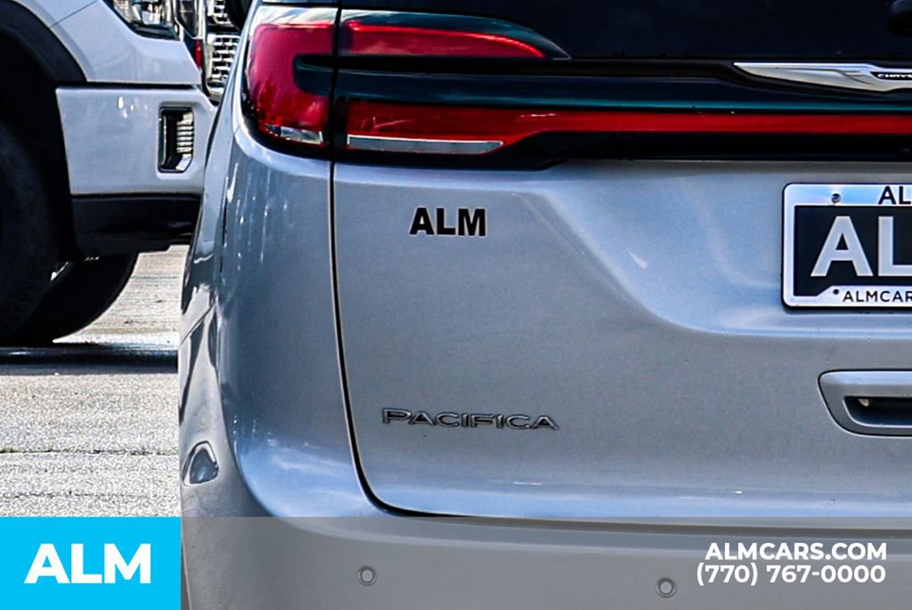 2024 Chrysler Pacifica Touring-L