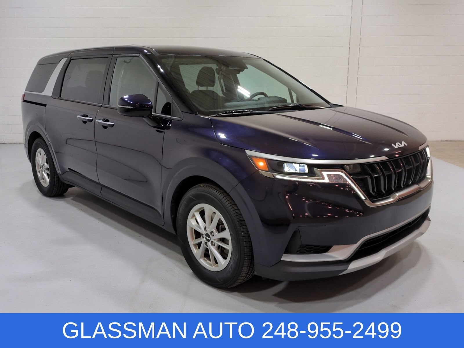 Certified 2024 Kia Carnival LX