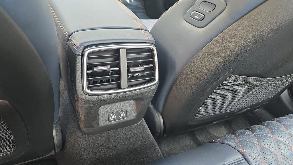 2026 Genesis G70 3.3T Prestige