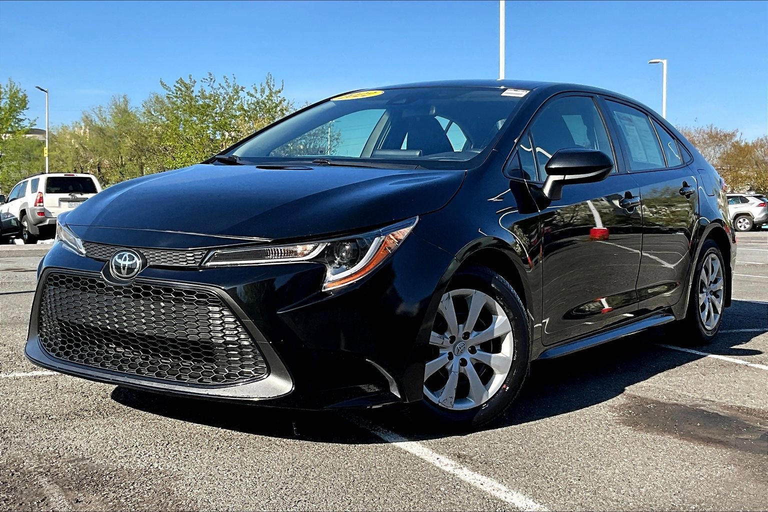 Used 2022 Toyota Corolla LE
