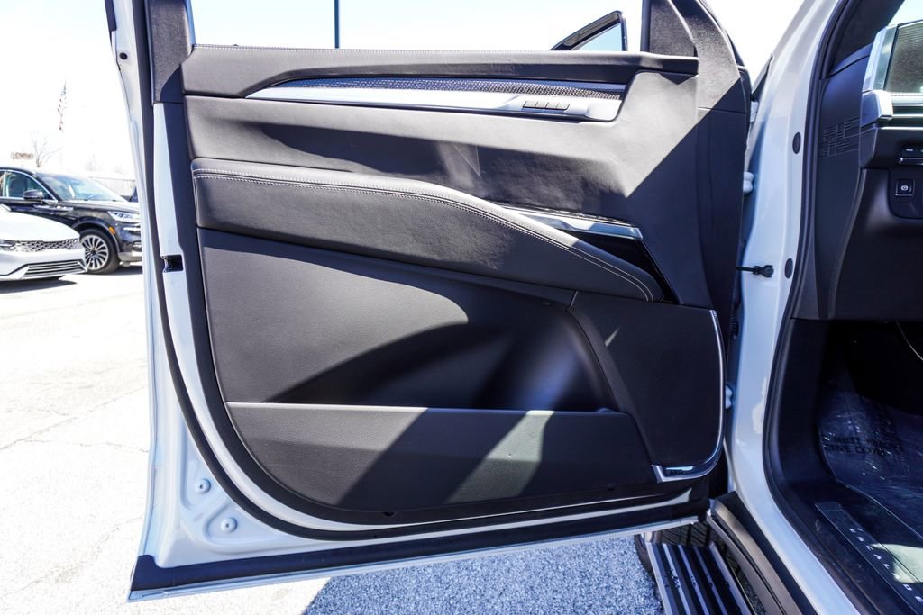 2025 Cadillac Escalade V