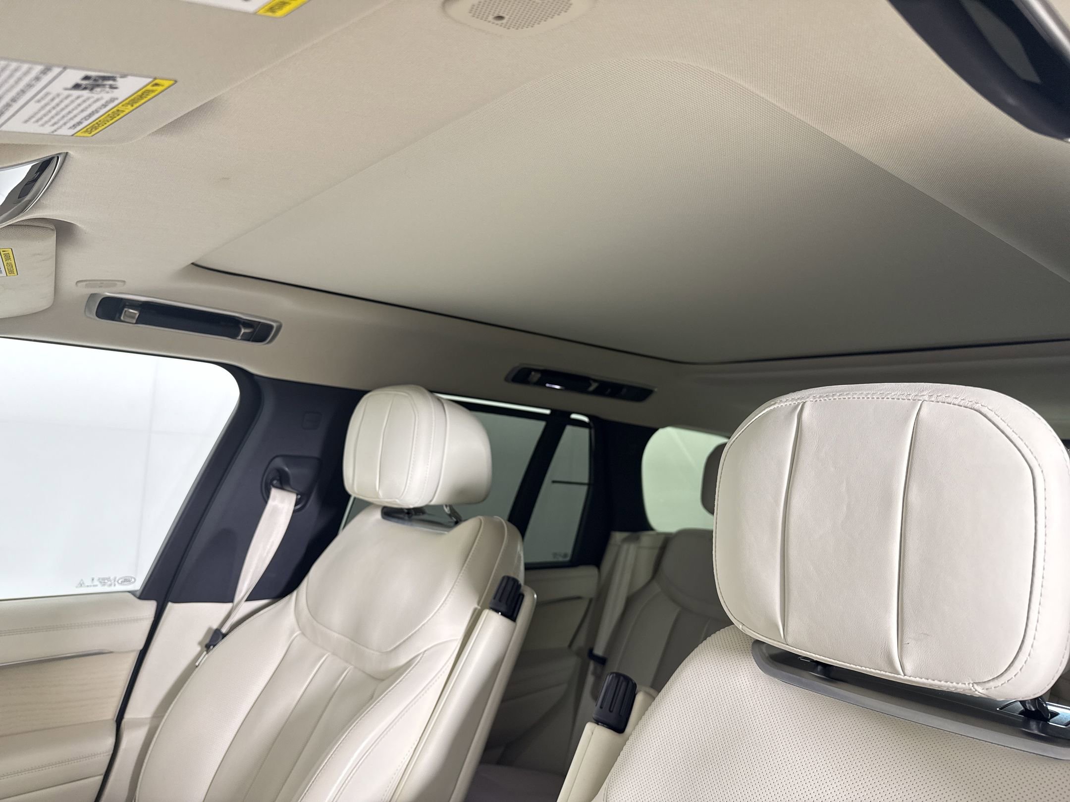 2023 Land Rover Range Rover SE