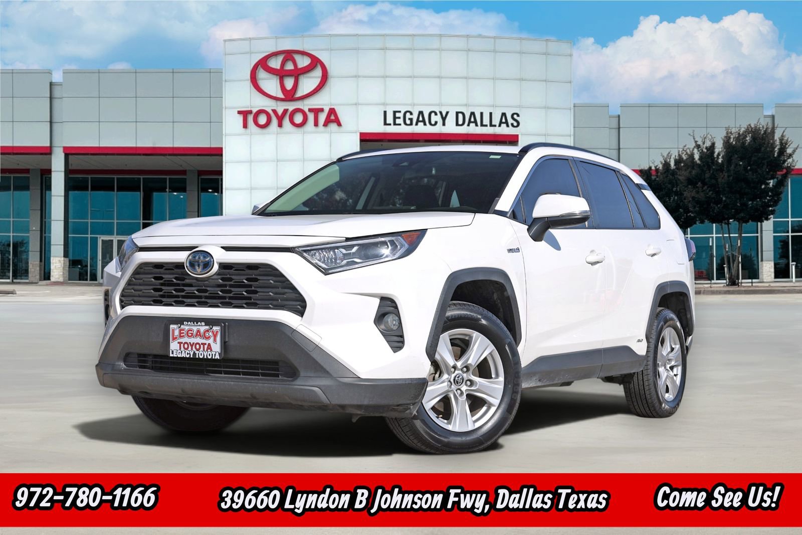 Used 2021 Toyota RAV4 XLE w/ Convenience Package