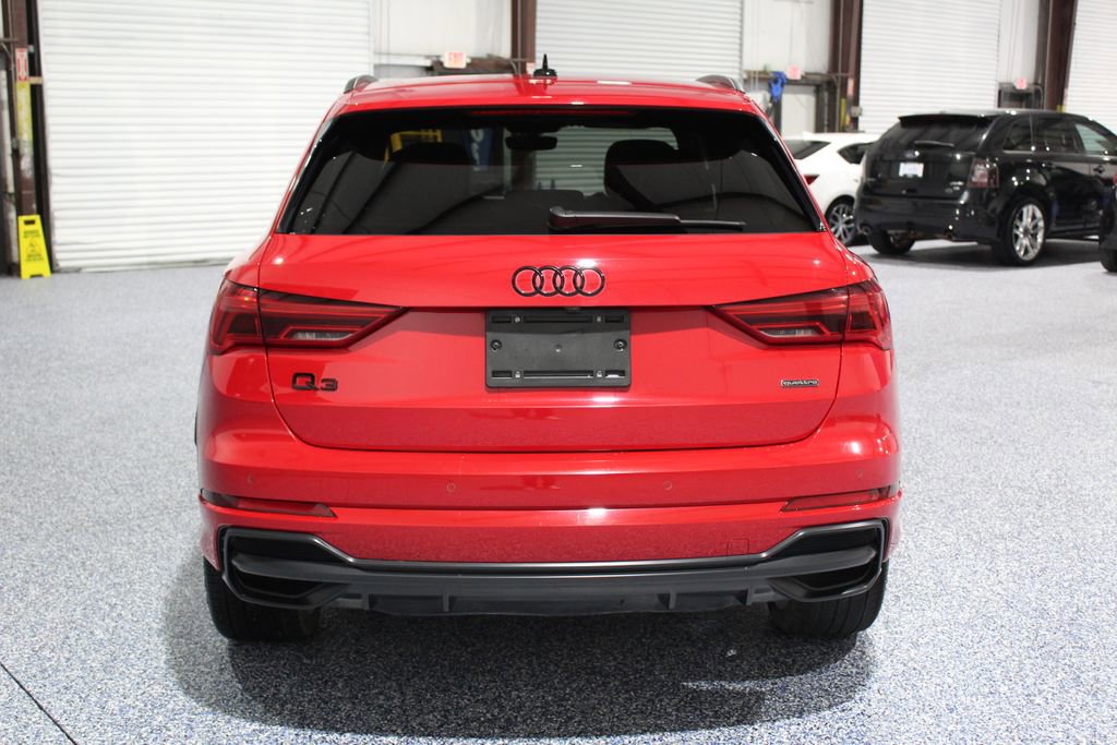 2022 Audi Q3 2.0T Premium Plus