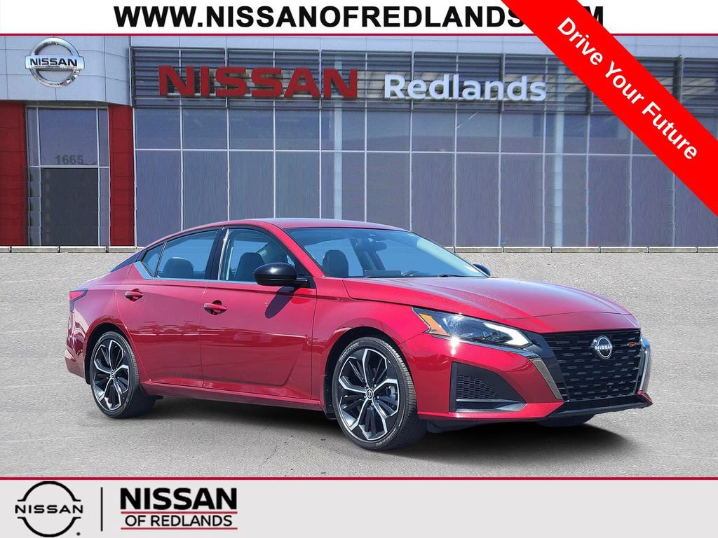 Used 2023 Nissan Altima 2.5 SR w/ SR Premium Package