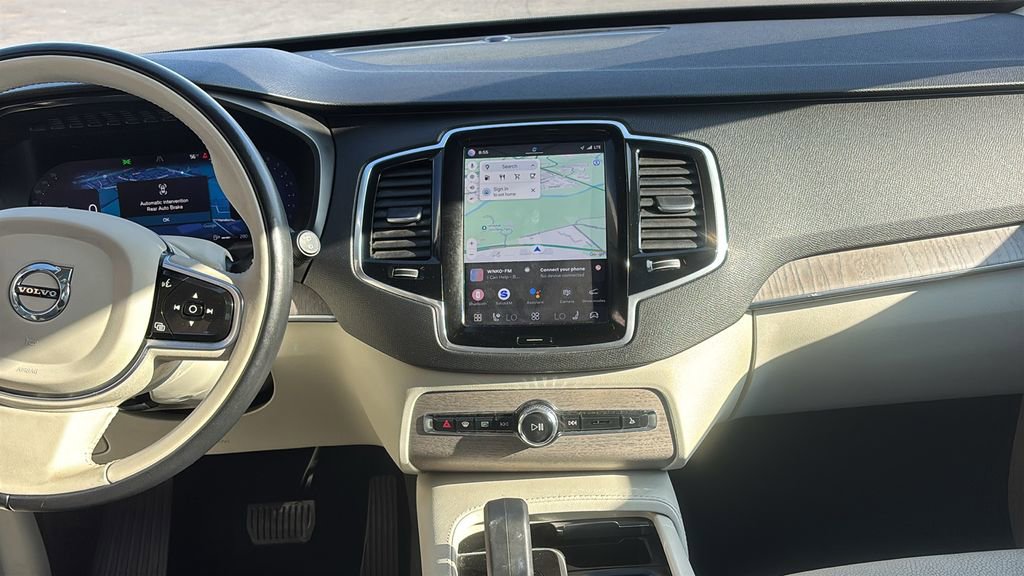 2023 Volvo Xc90 B5 Plus