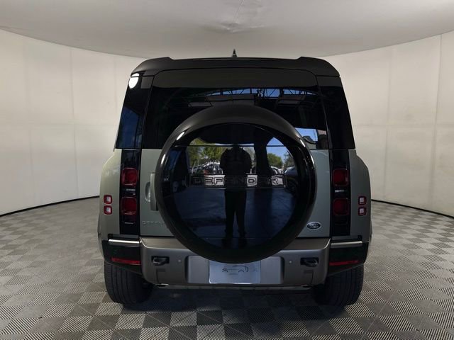 2023 Land Rover Defender 110 X-Dynamic SE