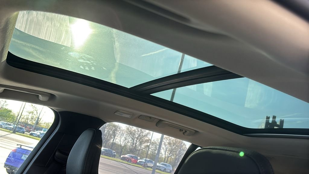 2025 Volvo Xc90 B6 Plus