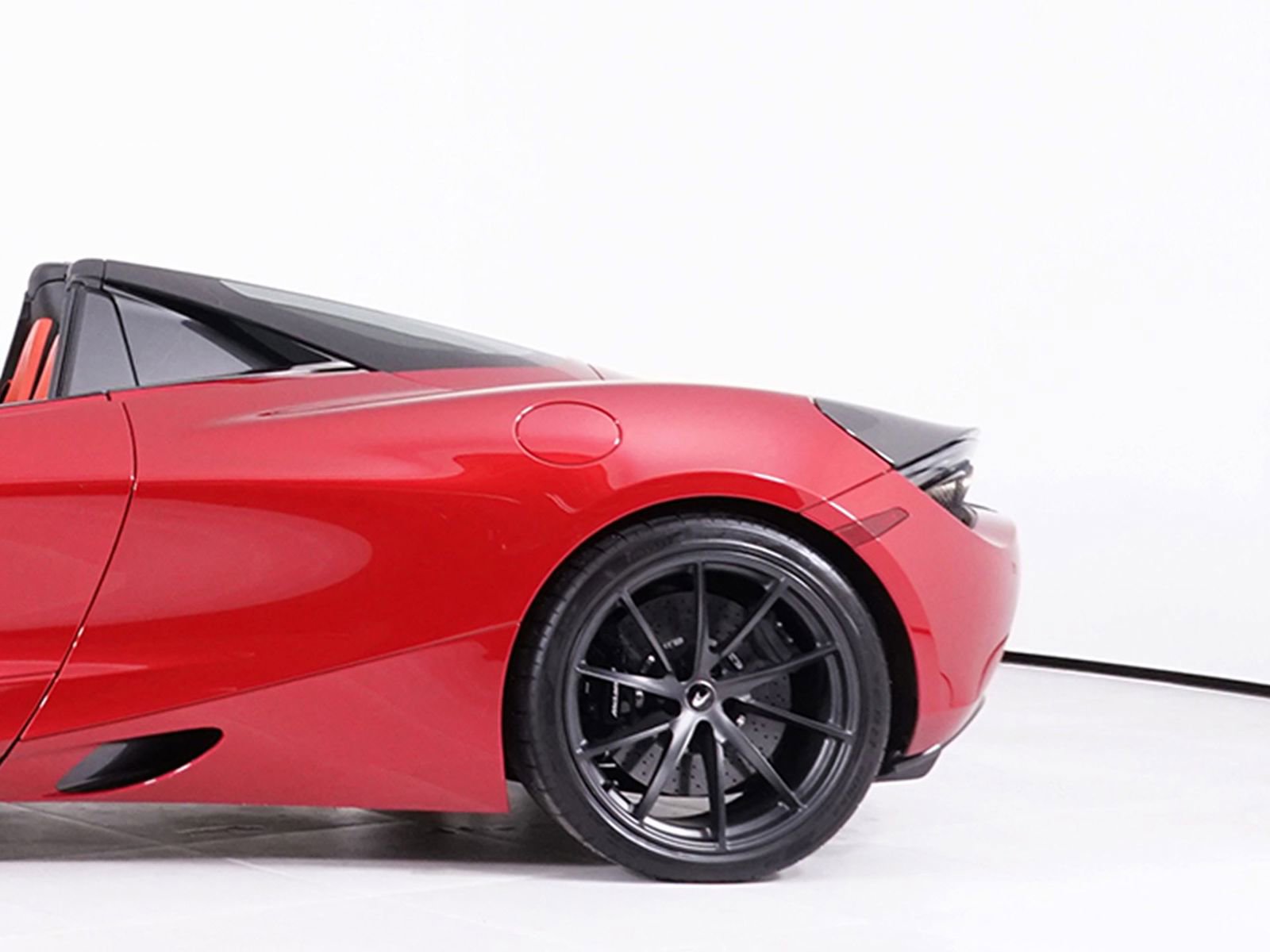 Used 2020 McLaren 720S Spider photo 14