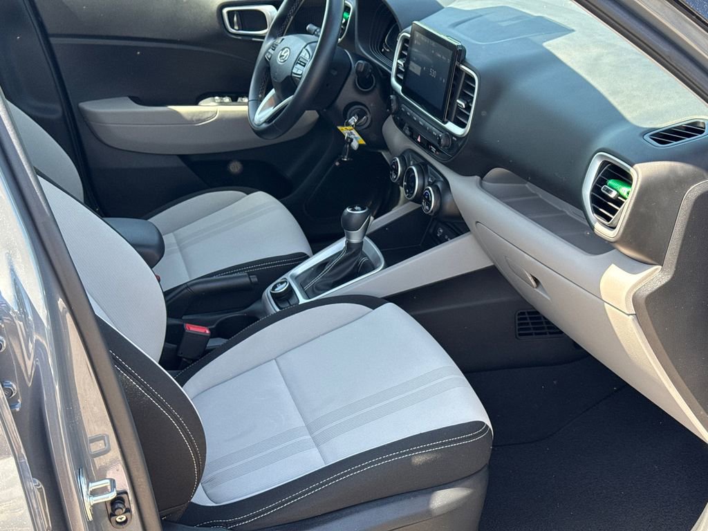 2023 Hyundai Venue SEL