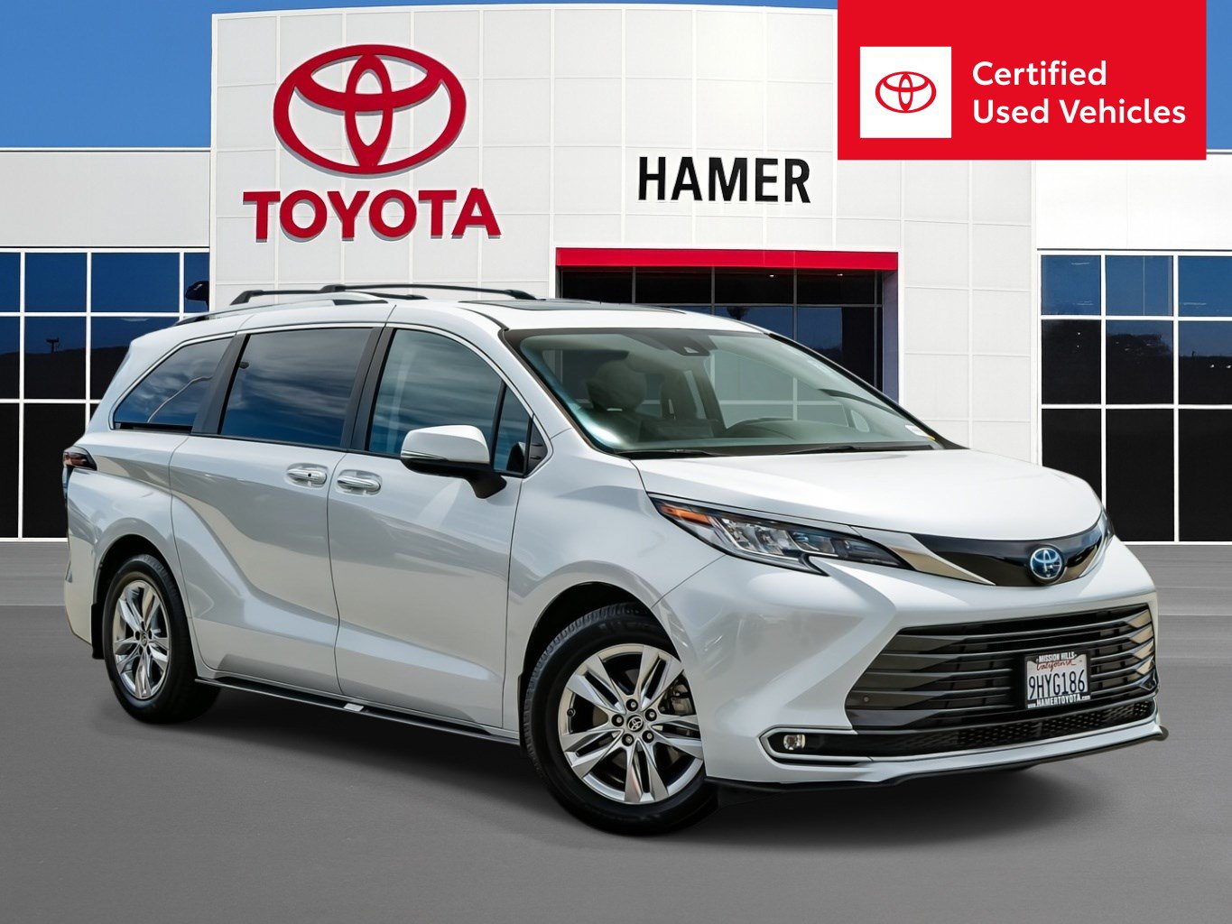Certified 2023 Toyota Sienna Limited