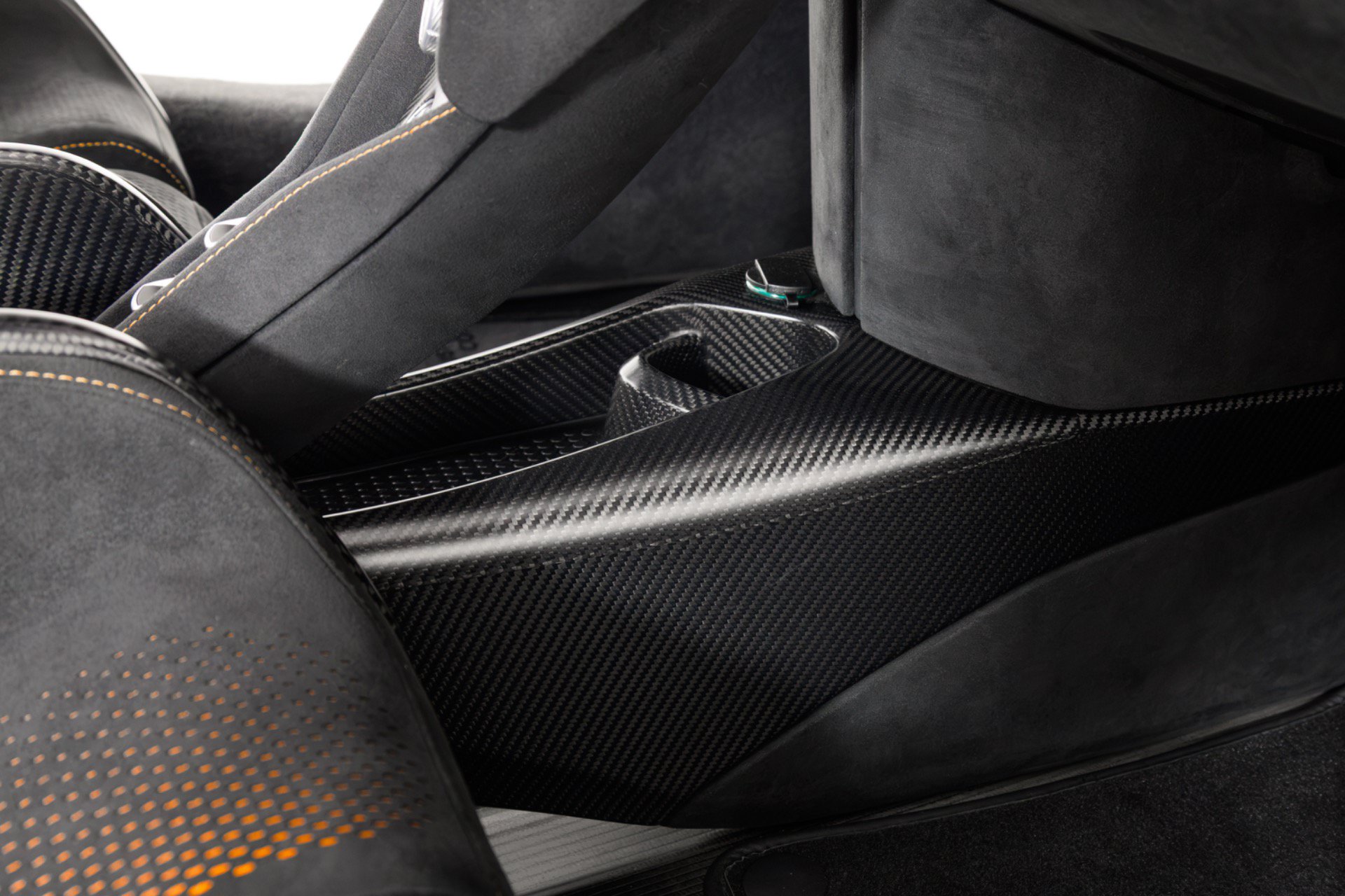 Used 2021 McLaren 765LT photo 45